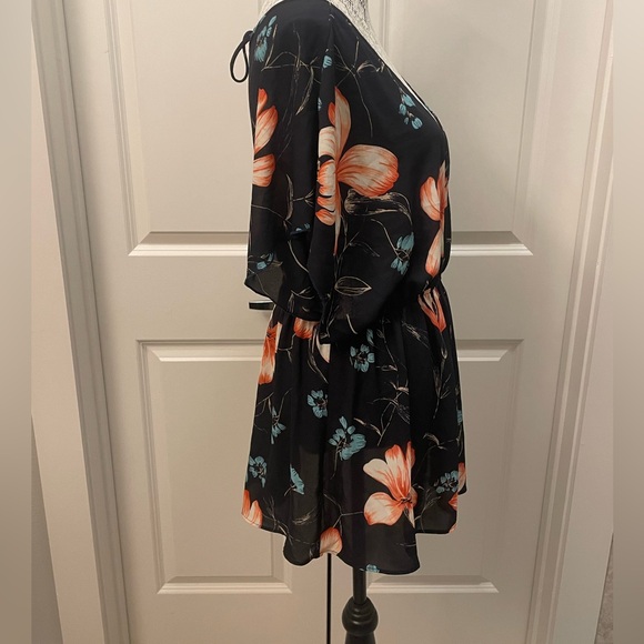 Torrid Floral Print Surplice Babydoll Top - Picture 5 of 8